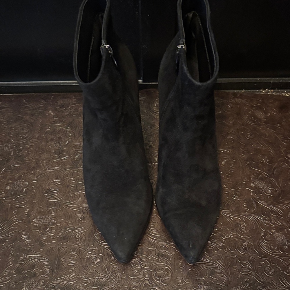 Elegant Black Ankle Booties